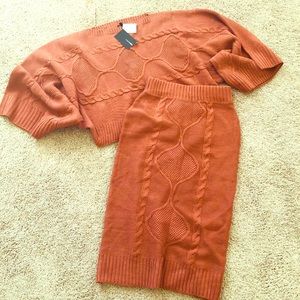 Top and skirt set/ never wore still with tags/ sL